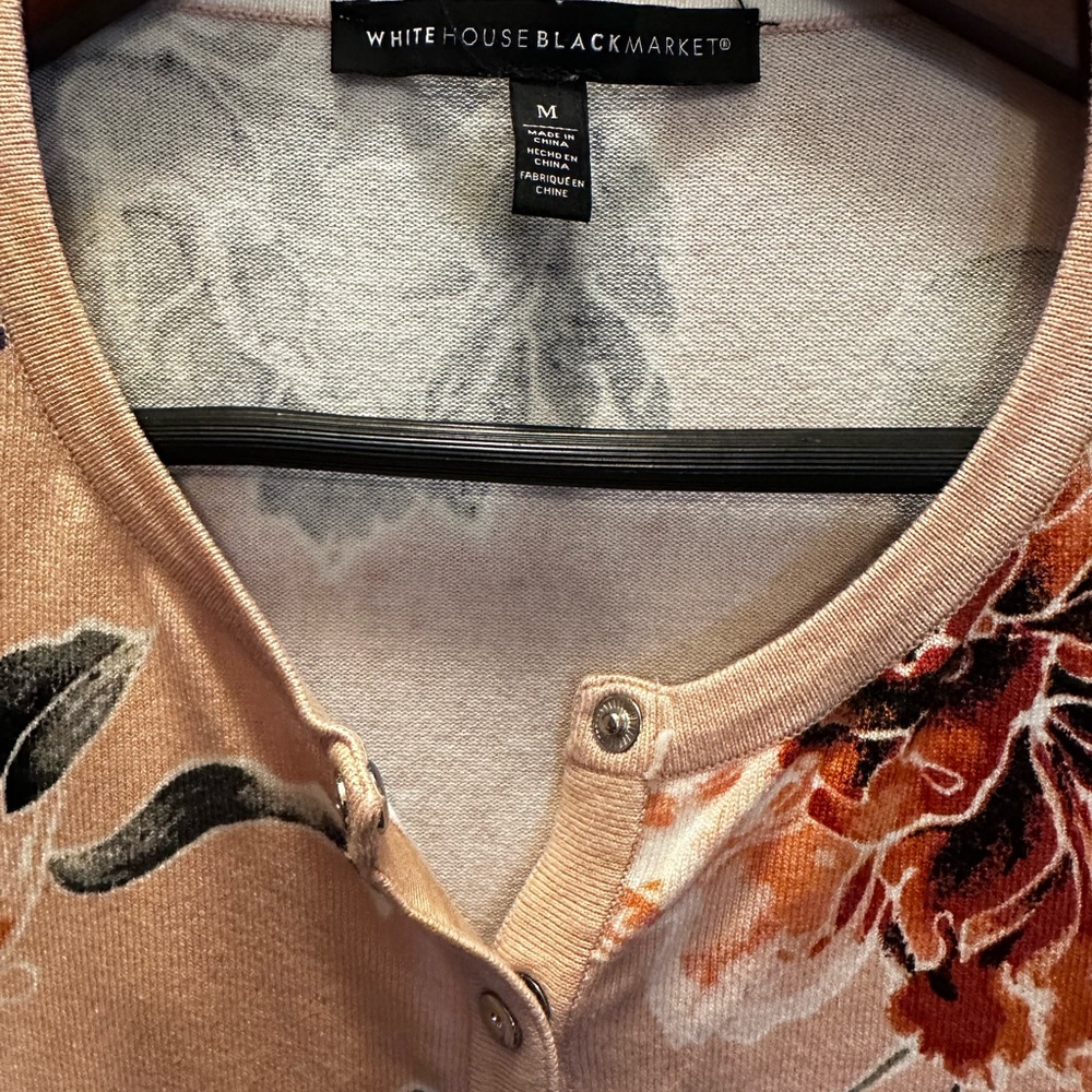 White House Black Market WHBM floral cardigan Med